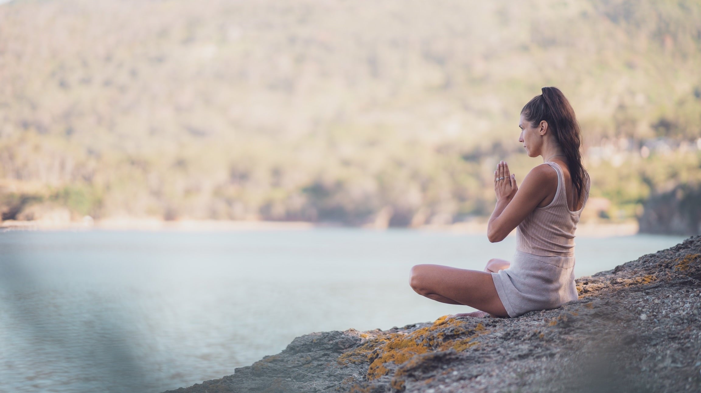 Selbstliebe lernen, Person am Meer