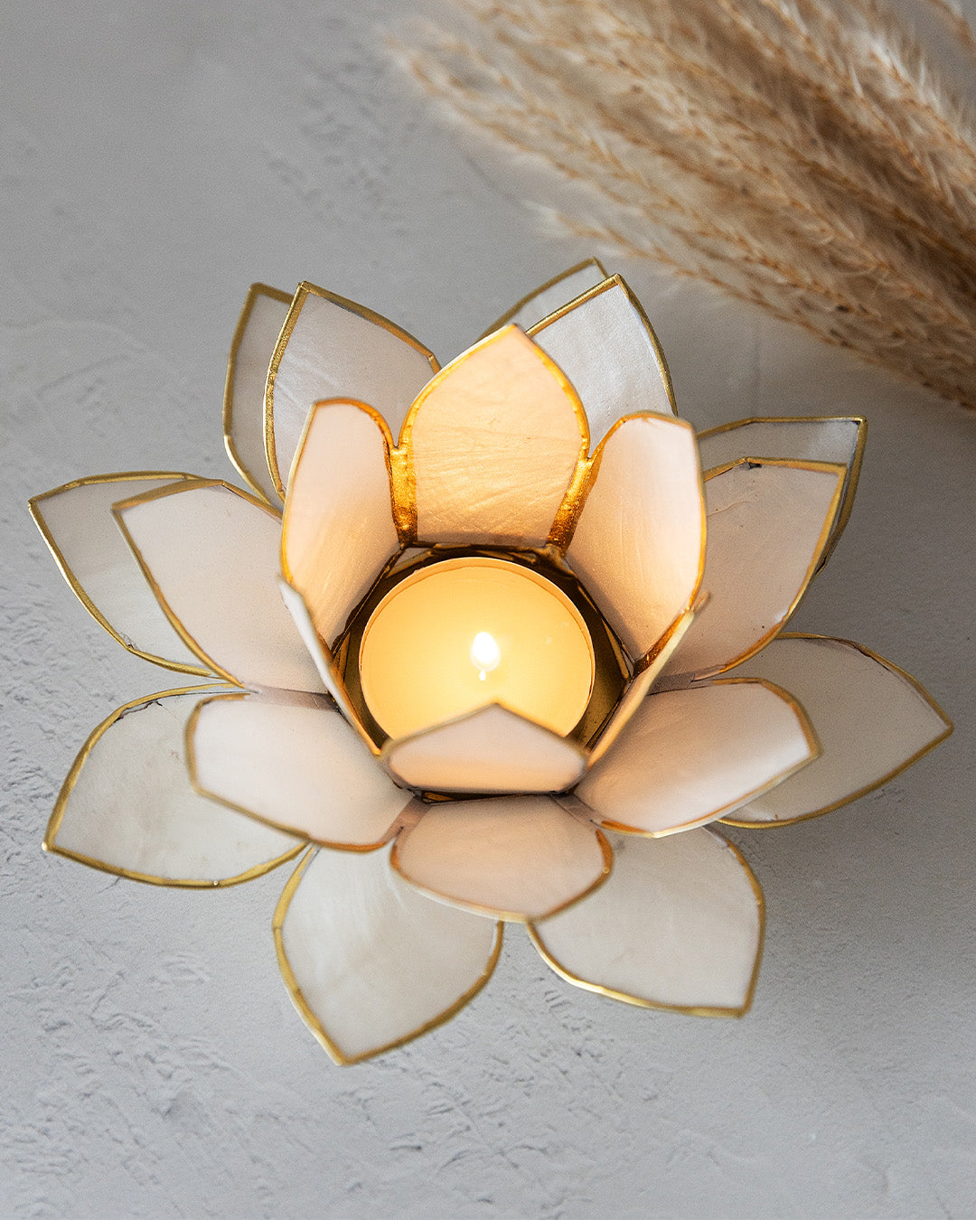 Lotus Teelichthalter