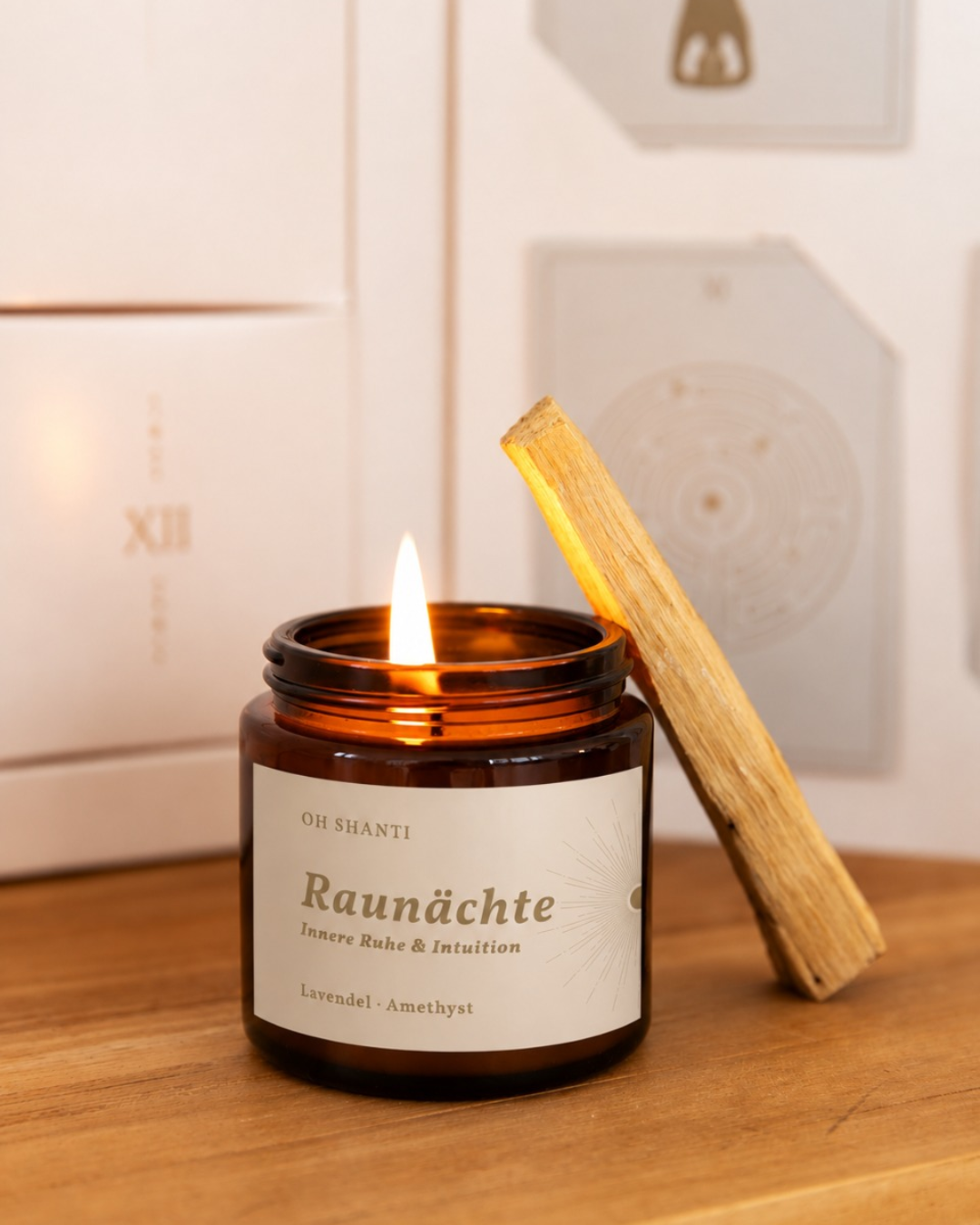 Raunacht Rituale mit Raunächte Kerze und Palo Santo