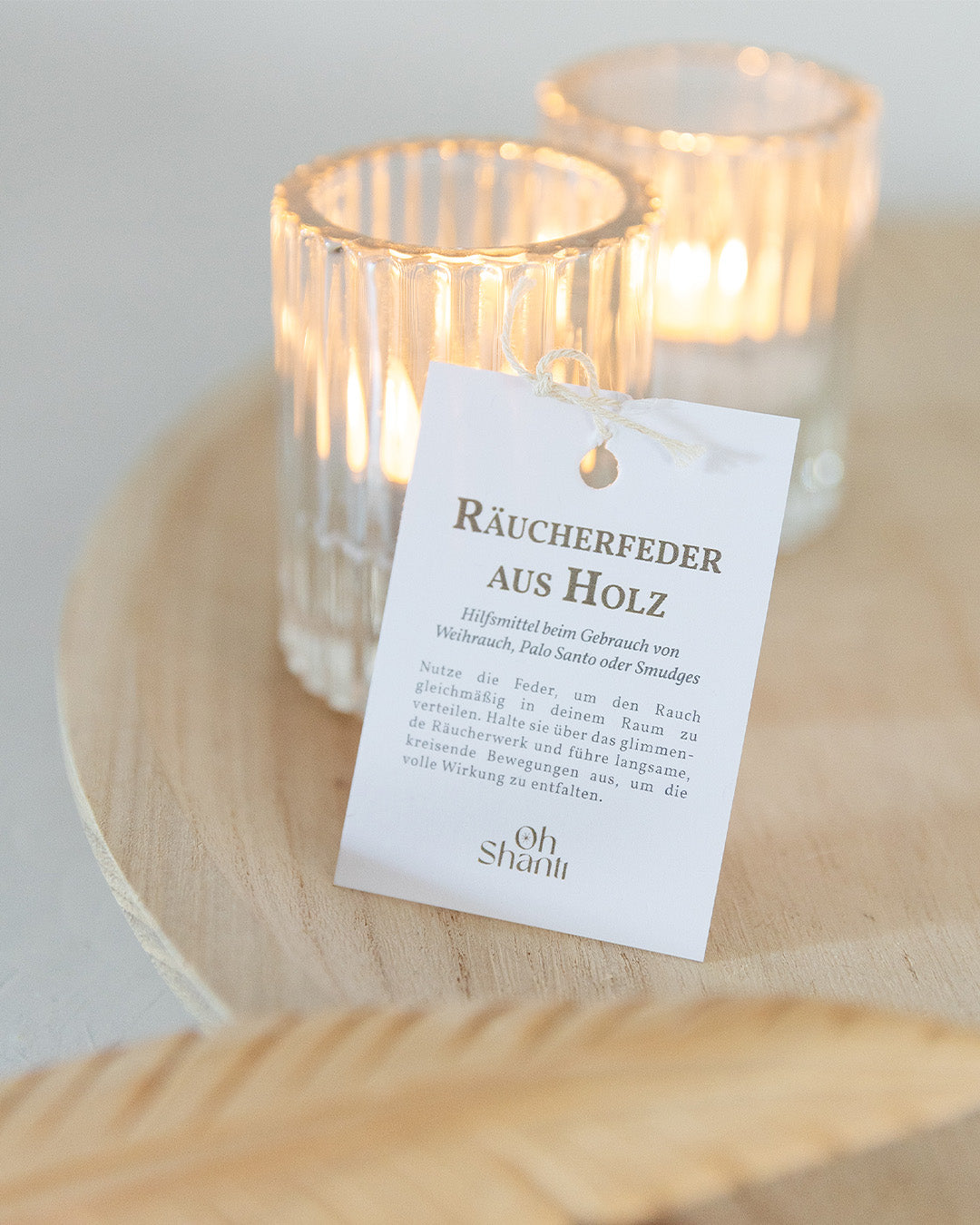 Räucherfeder Holz Hilfsmittel