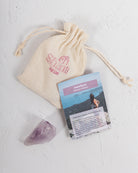Amethyst Edelstein mit Beutel und Wirkung