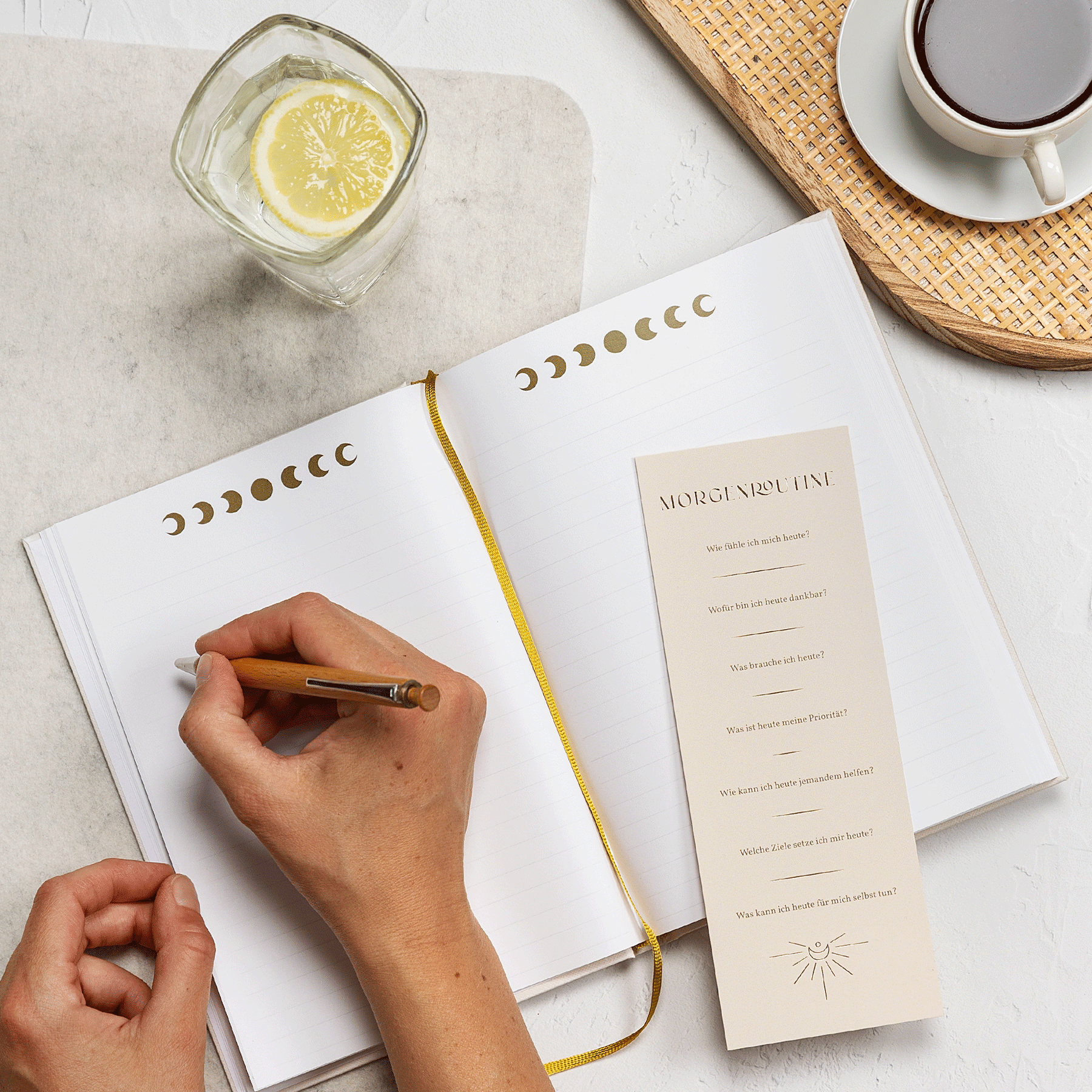 Lola Weippert Journal