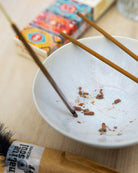Copal & Palo Santo Räucherstäbchen angezündet